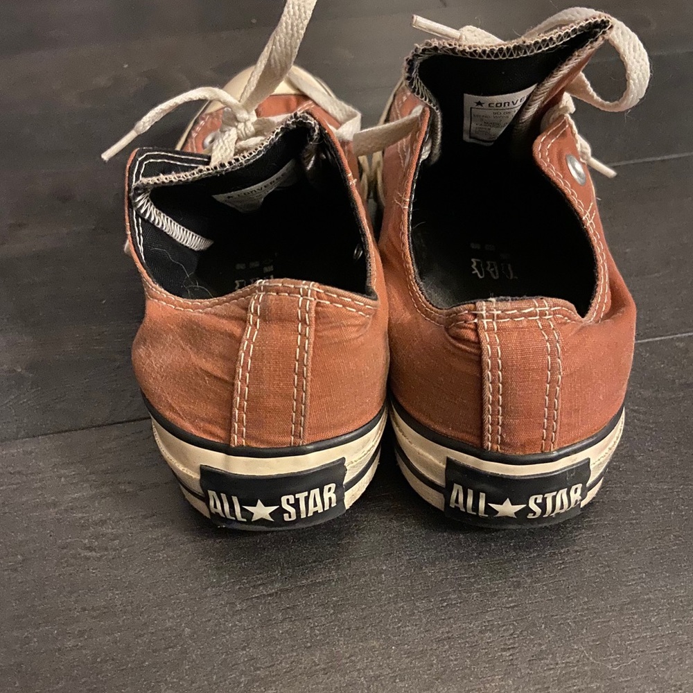 Burnt red converse - Picture 2 of 4